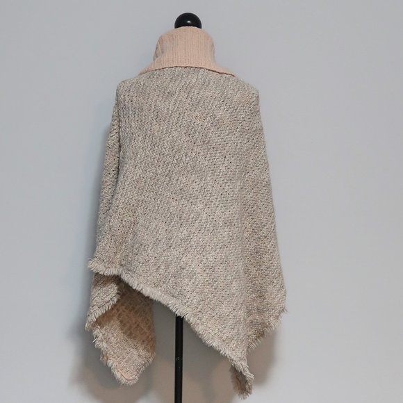 Cocogio Salmon Pink Italian Wool Blend Cowl Poncho/Cape - Picture 6 of 11